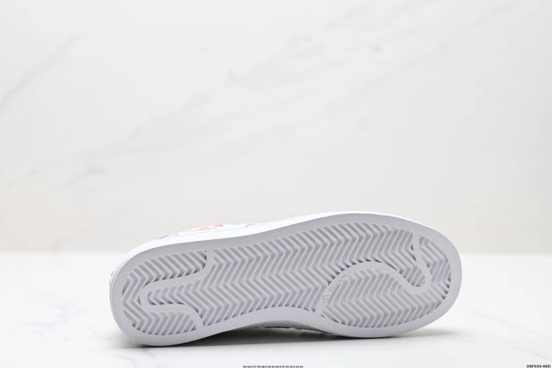 Adidas Superstar Shoes Sustainable 135
