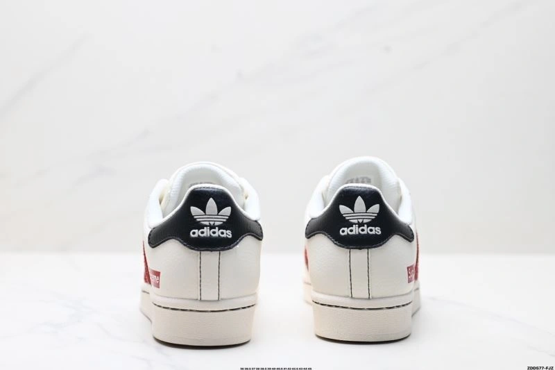 Versatile Adidas Superstar Shoes 125