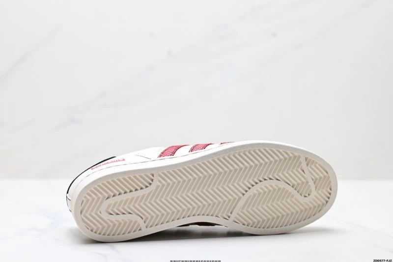 Versatile Adidas Superstar Shoes 125