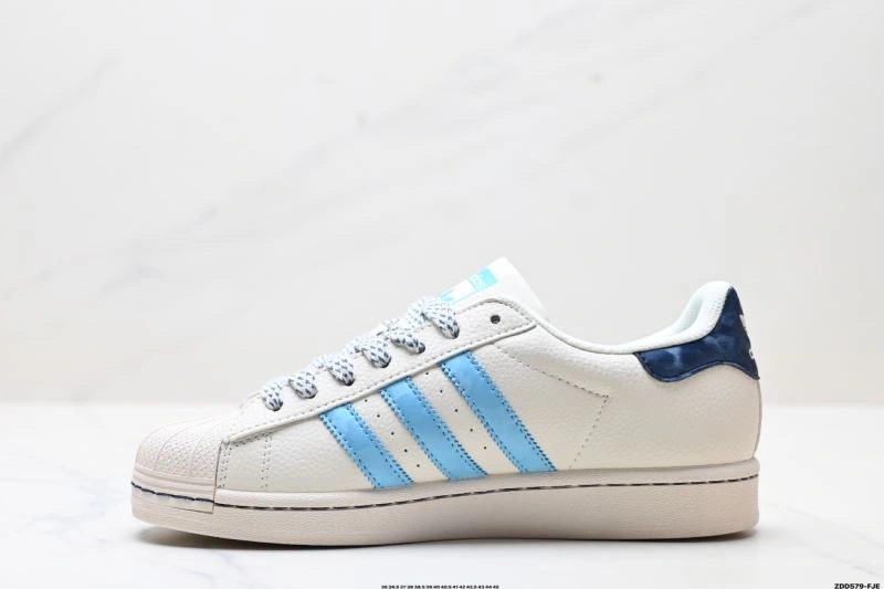 Classic Adidas Superstar Shoes 127