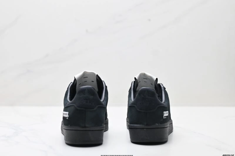 Adidas Superstar Shoes Versatile 128