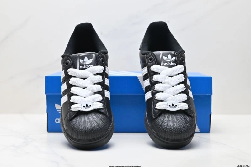 Lightweight Adidas Superstar Shoes 99
