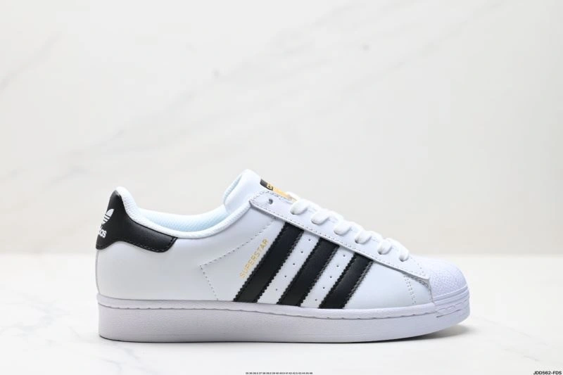 Flexible Adidas Superstar Shoes 79