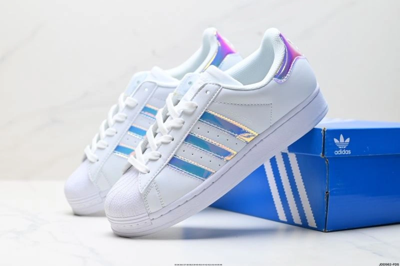 Modern Adidas Superstar Shoes 73