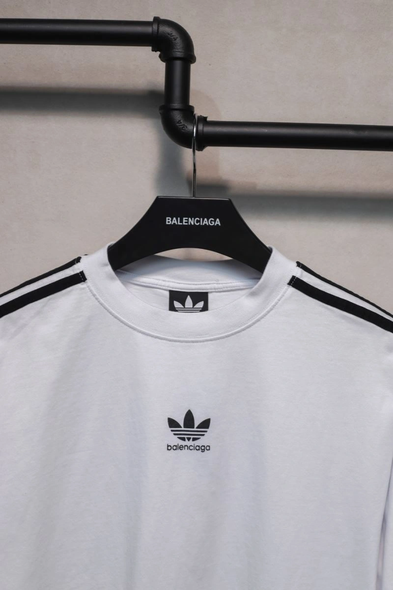 Adidas T-Shirts FashionForward 94937