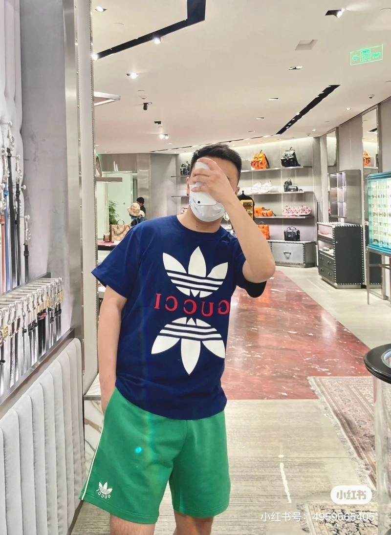Adidas T-Shirts Snug 94933