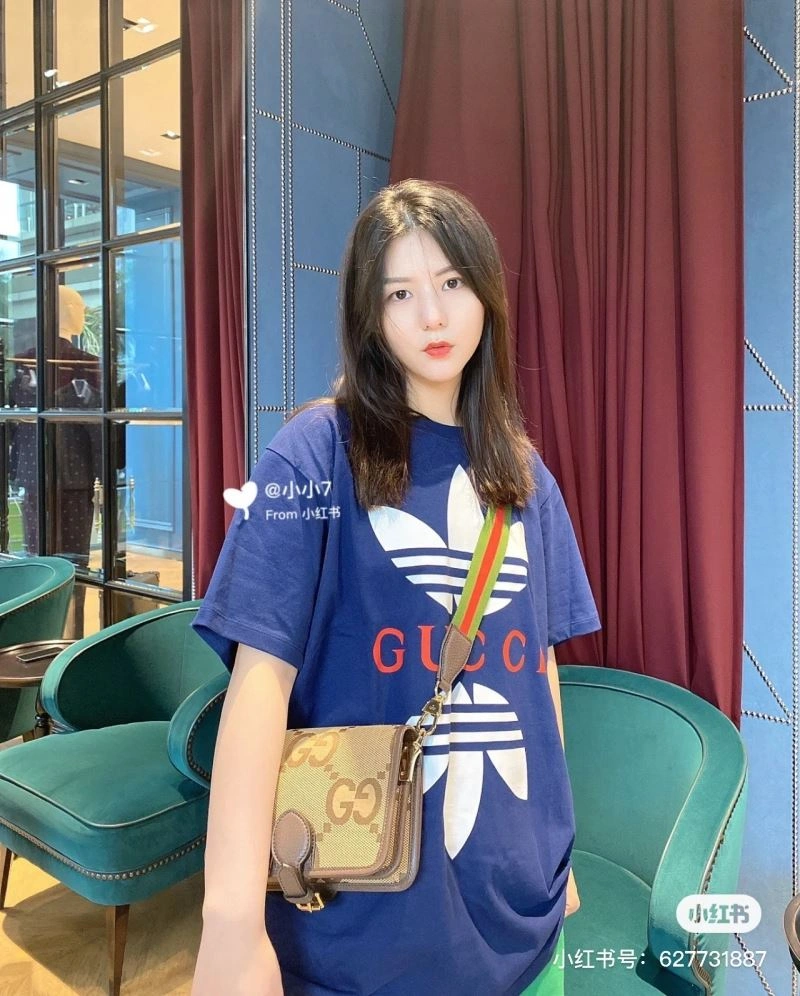 Adidas T-Shirts Snug 94933