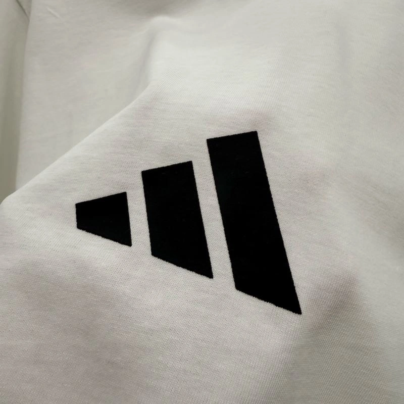 Vibrant Adidas T-Shirts 94912
