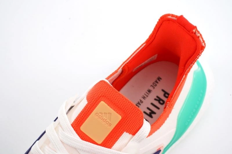 Adidas Ultra Boost Shoes Classic 61