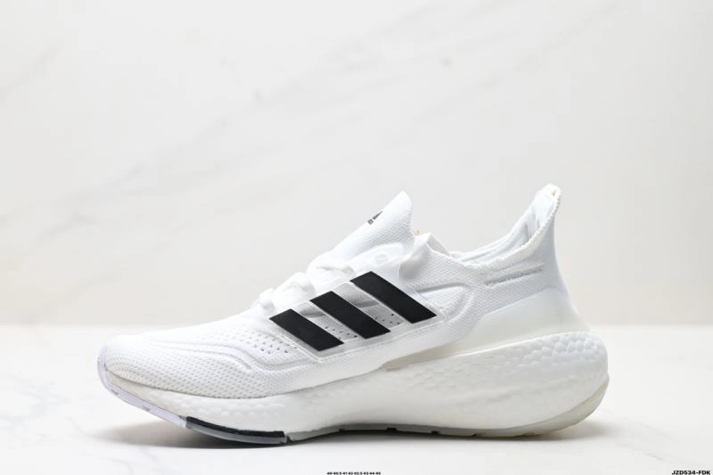 Adidas Ultra Boost Shoes TechFriendly 40