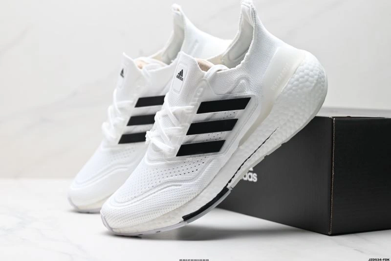 Adidas Ultra Boost Shoes TechFriendly 40