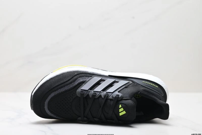 Adidas Ultra Boost Shoes OnTrend 5