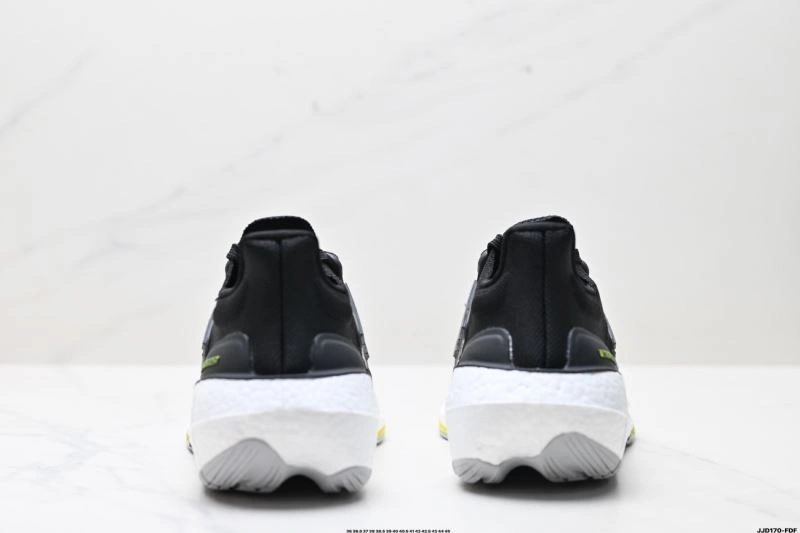 Adidas Ultra Boost Shoes OnTrend 5