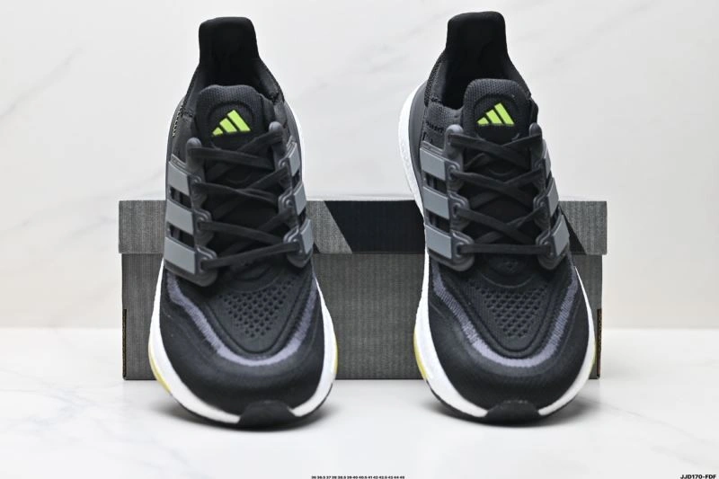 Adidas Ultra Boost Shoes OnTrend 5