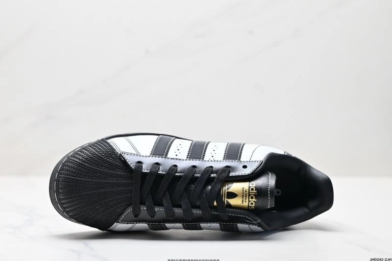Adidas XLG Shoes AllSeason 840