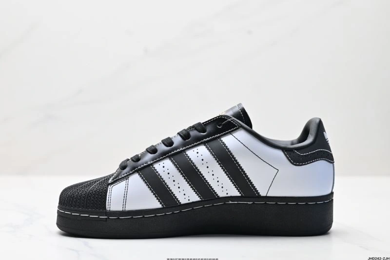 Adidas XLG Shoes AllSeason 840