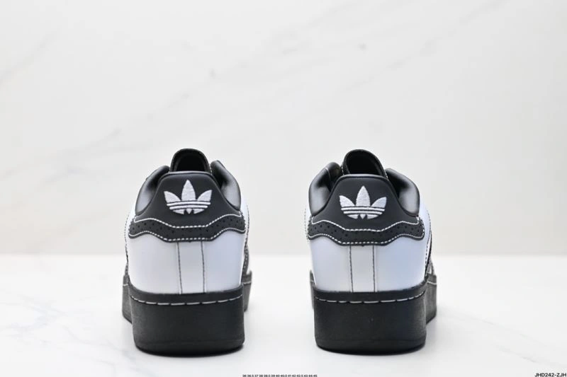 Adidas XLG Shoes AllSeason 840