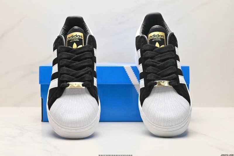 Bold Adidas XLG Shoes 843