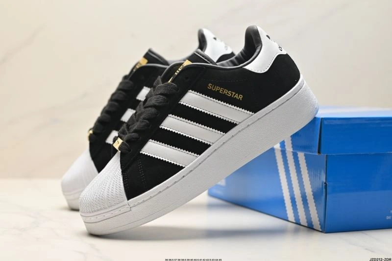 Bold Adidas XLG Shoes 843