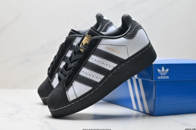Minimalist Adidas XLG Shoes 842