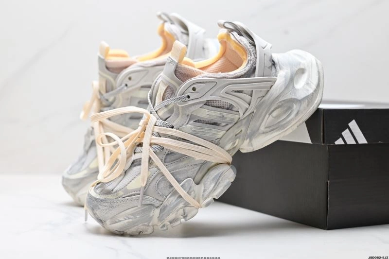 Stretchable Adidas XLG Shoes 845