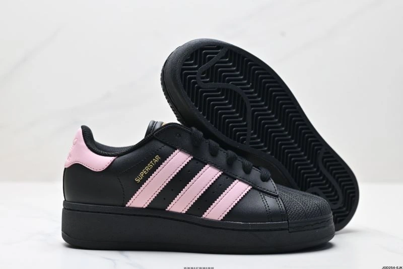 Stretchable Adidas XLG Shoes 833