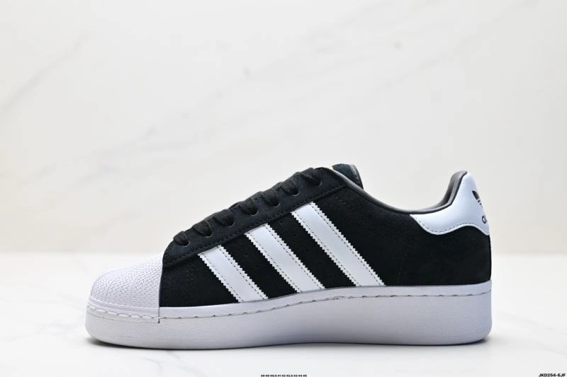 Stylish Adidas XLG Shoes 835
