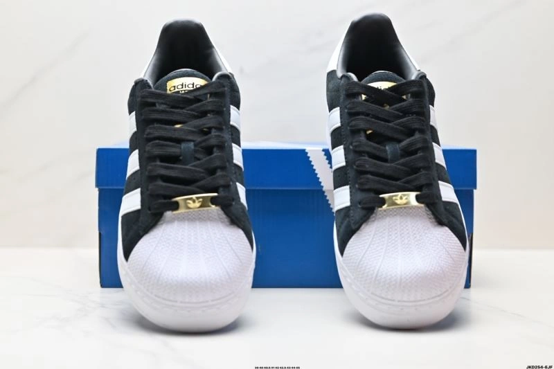 Stylish Adidas XLG Shoes 835