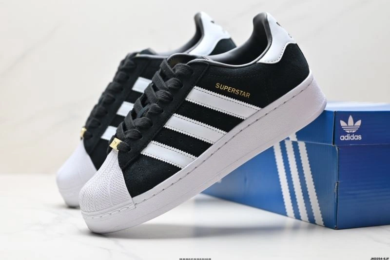 Stylish Adidas XLG Shoes 835