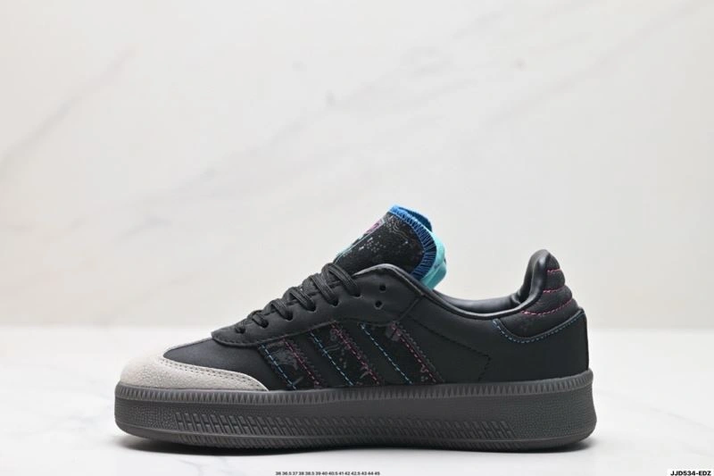 Youthful Adidas XLG Shoes 830
