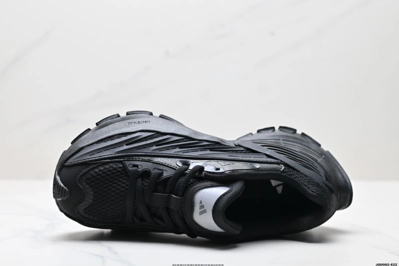 TechFriendly Adidas XLG Shoes 827