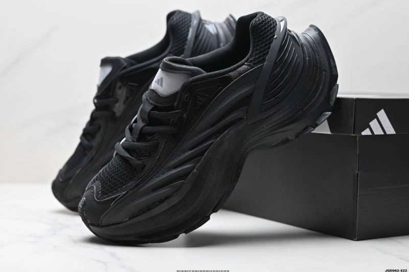 TechFriendly Adidas XLG Shoes 827