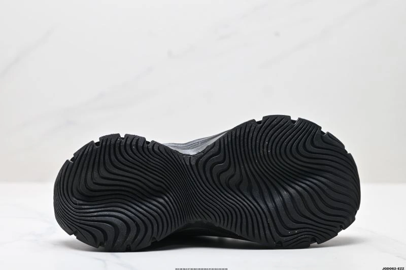 TechFriendly Adidas XLG Shoes 827