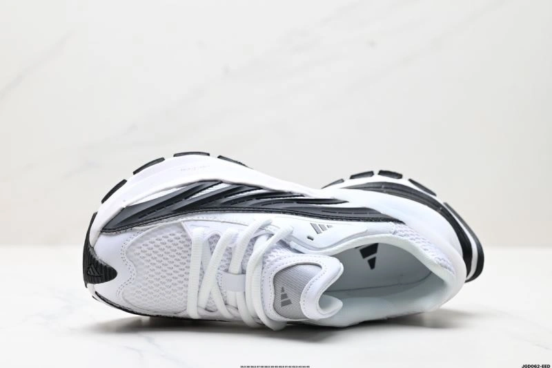 Adidas XLG Shoes SmoothTexture 822
