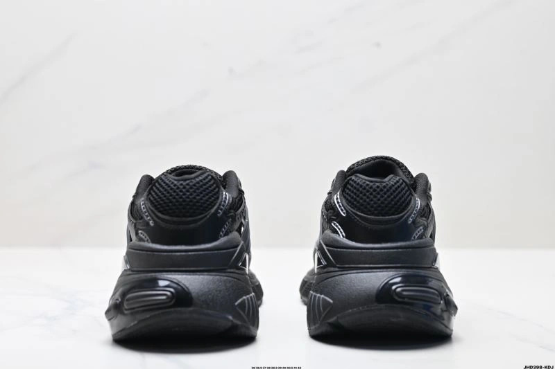 Versatile Adidas XLG Shoes 814
