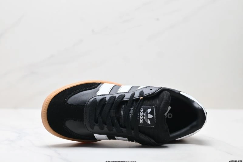 Breathable Adidas XLG Shoes 22