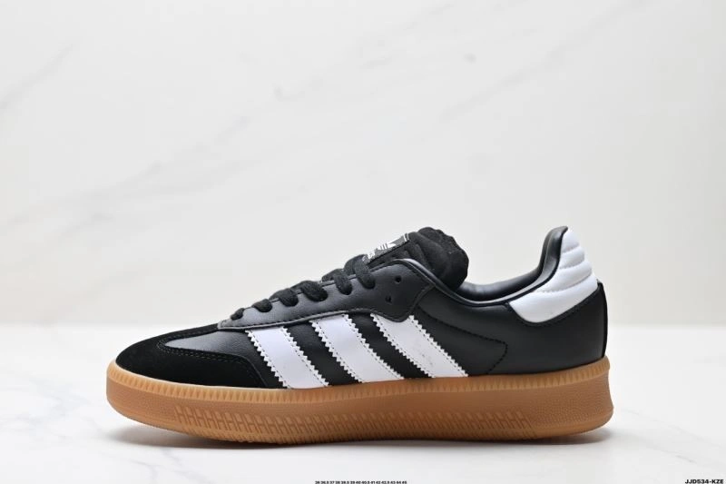 Breathable Adidas XLG Shoes 22