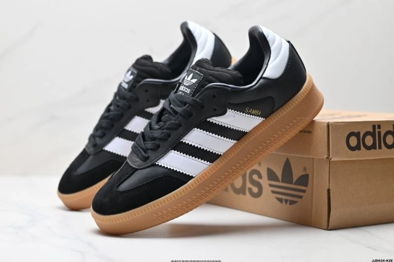 Breathable Adidas XLG Shoes 22
