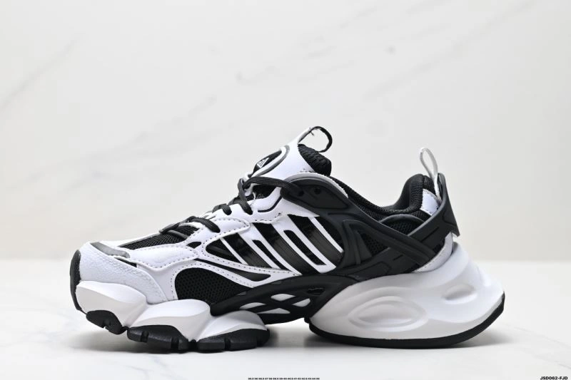 Adidas XLG Shoes WellDesigned 23