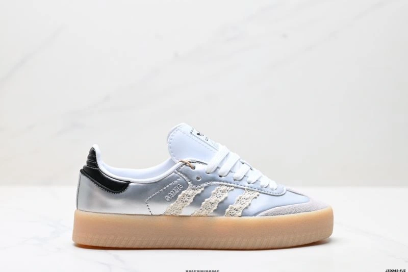 Adidas XLG Shoes Versatile 6