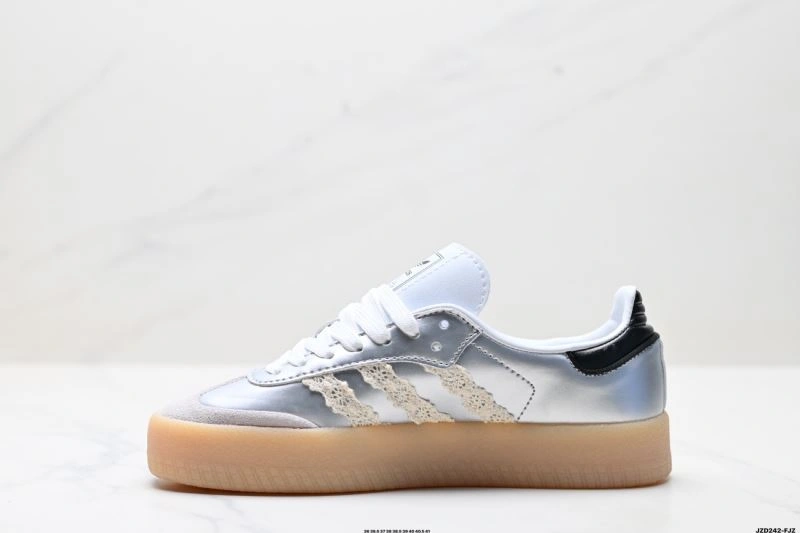 Adidas XLG Shoes Versatile 6