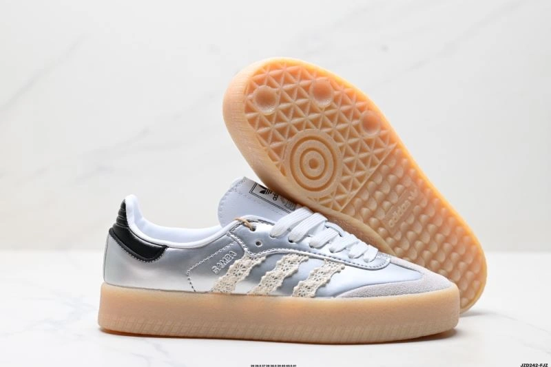 Adidas XLG Shoes Versatile 6