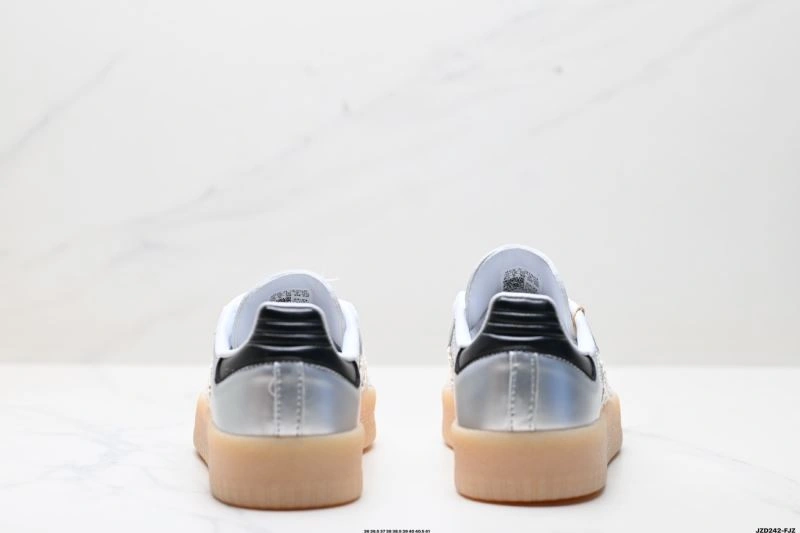 Adidas XLG Shoes Versatile 6