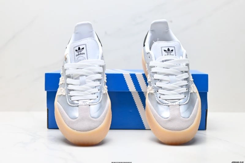 Adidas XLG Shoes Versatile 6