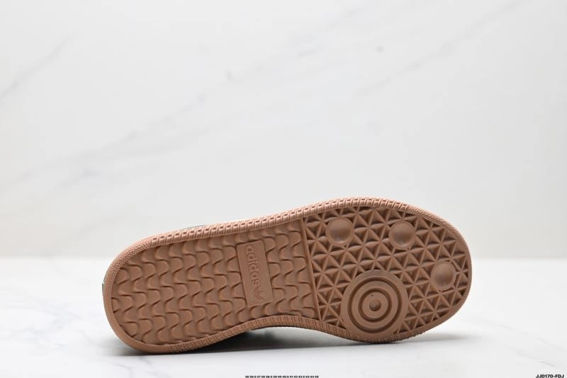Adidas XLG Shoes Comfortable 43
