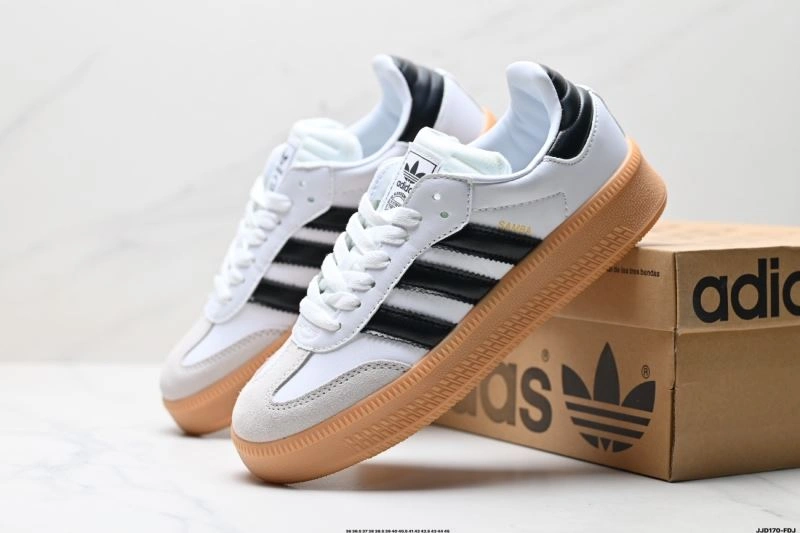 Fashionable Adidas XLG Shoes 11