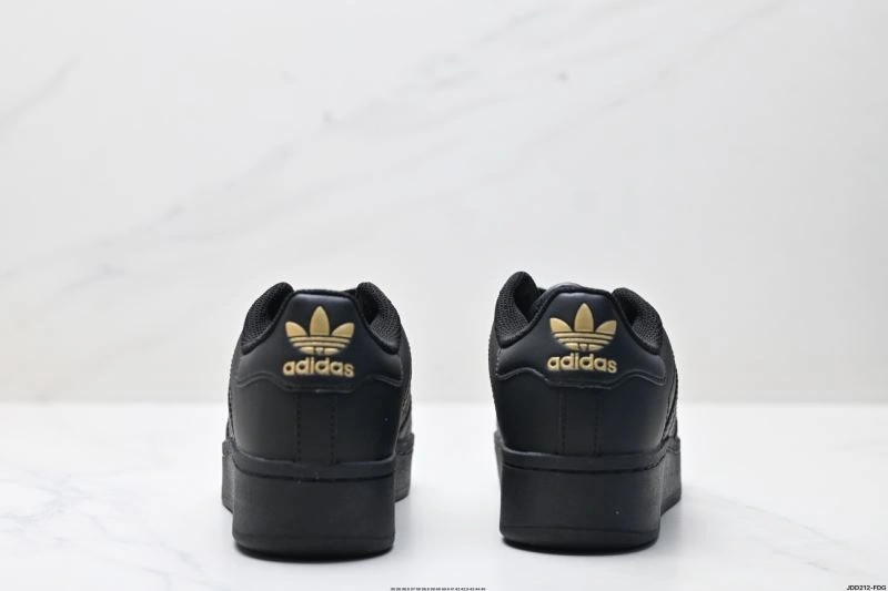 Soft Adidas XLG Shoes 42