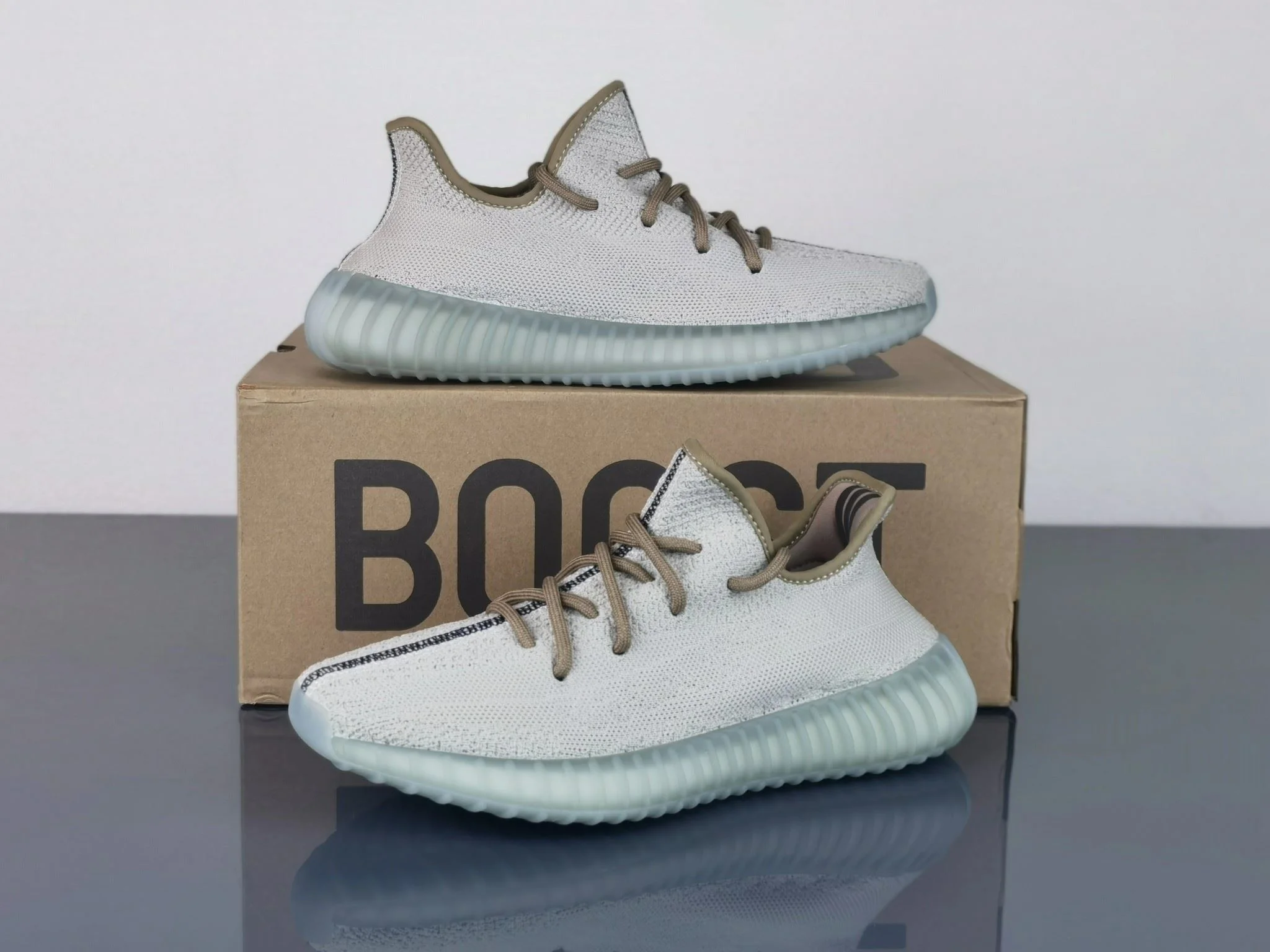 Snug Adidas Yeezy 350 Shoes 16241