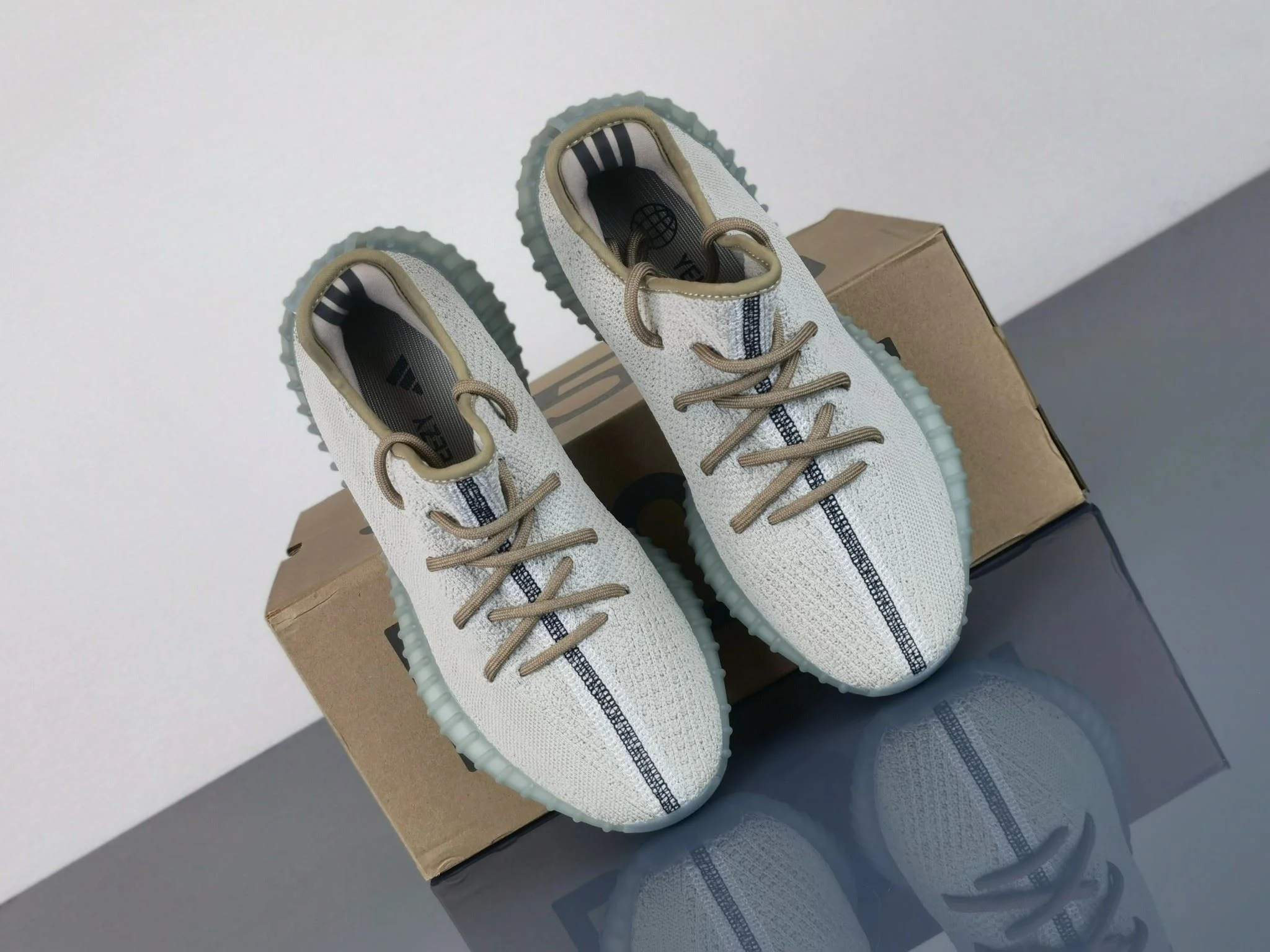 Snug Adidas Yeezy 350 Shoes 16241