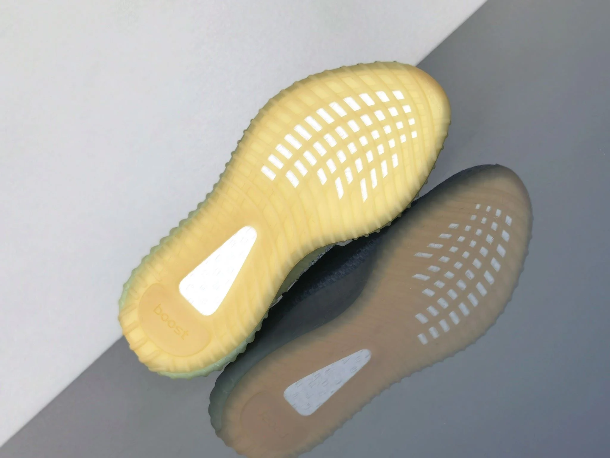 Reliable Adidas Yeezy 350 Shoes 16224
